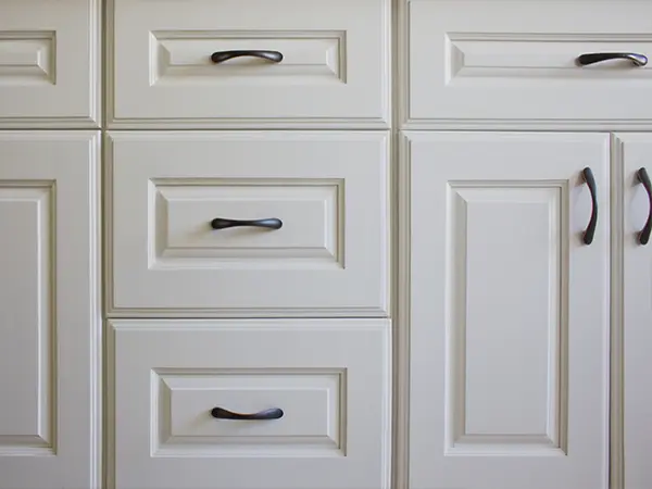 Traditional white shaker cabinets